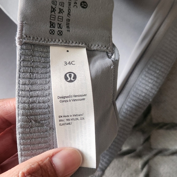 Lululemon Athletica Gray Racerback Sports Bra - Picture 3 of 4